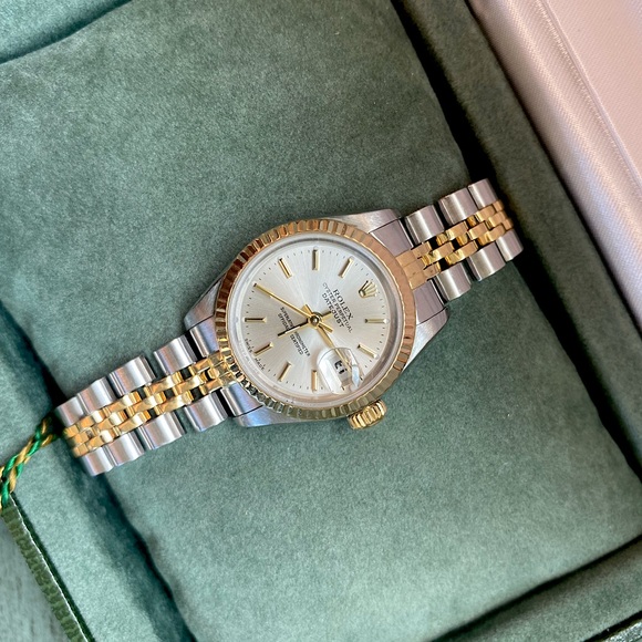 Ladies Rolex - Oyster Datejust - Jubilee Bracelet - Picture 6 of 12